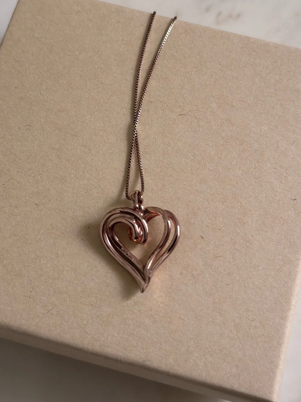 Rose Gold Diamond Heart Pendant Necklace